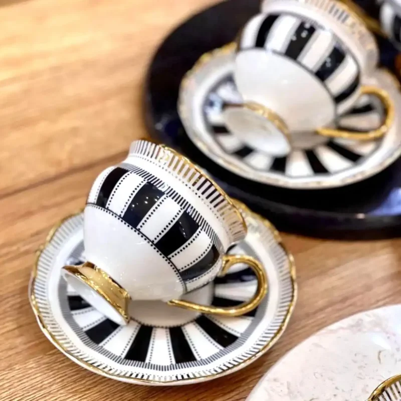 قیمت و خرید ست قهوه خوری ۱۲ پارچه کوزوا IST-187