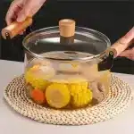 قیمت و خرید قابلمه پیرکس دسته چوبی وارداتی