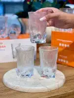 قیمت و خرید لیوان دفرمه طرح یخی DELI GLASS